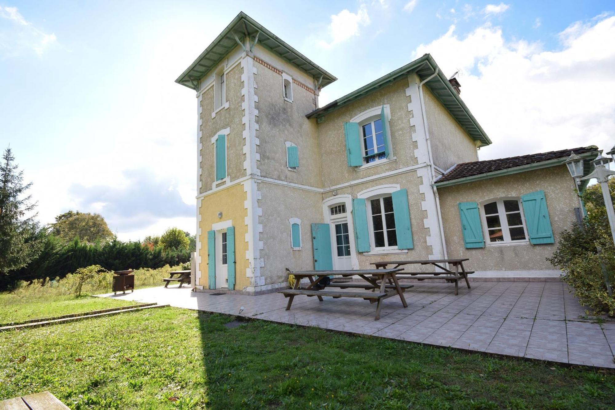 Villa Avec Piscine Et Billard Sabres Exteriér fotografie