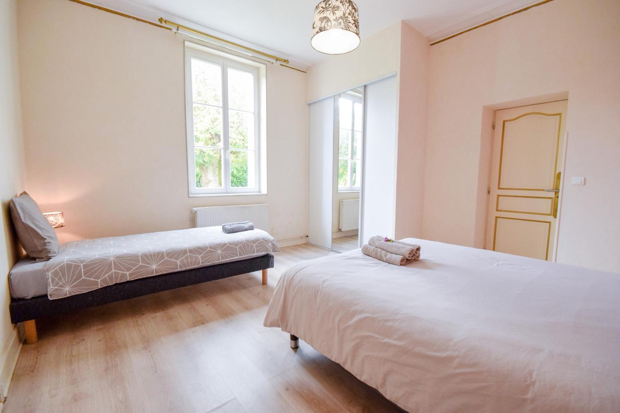 Villa Avec Piscine Et Billard Sabres Exteriér fotografie